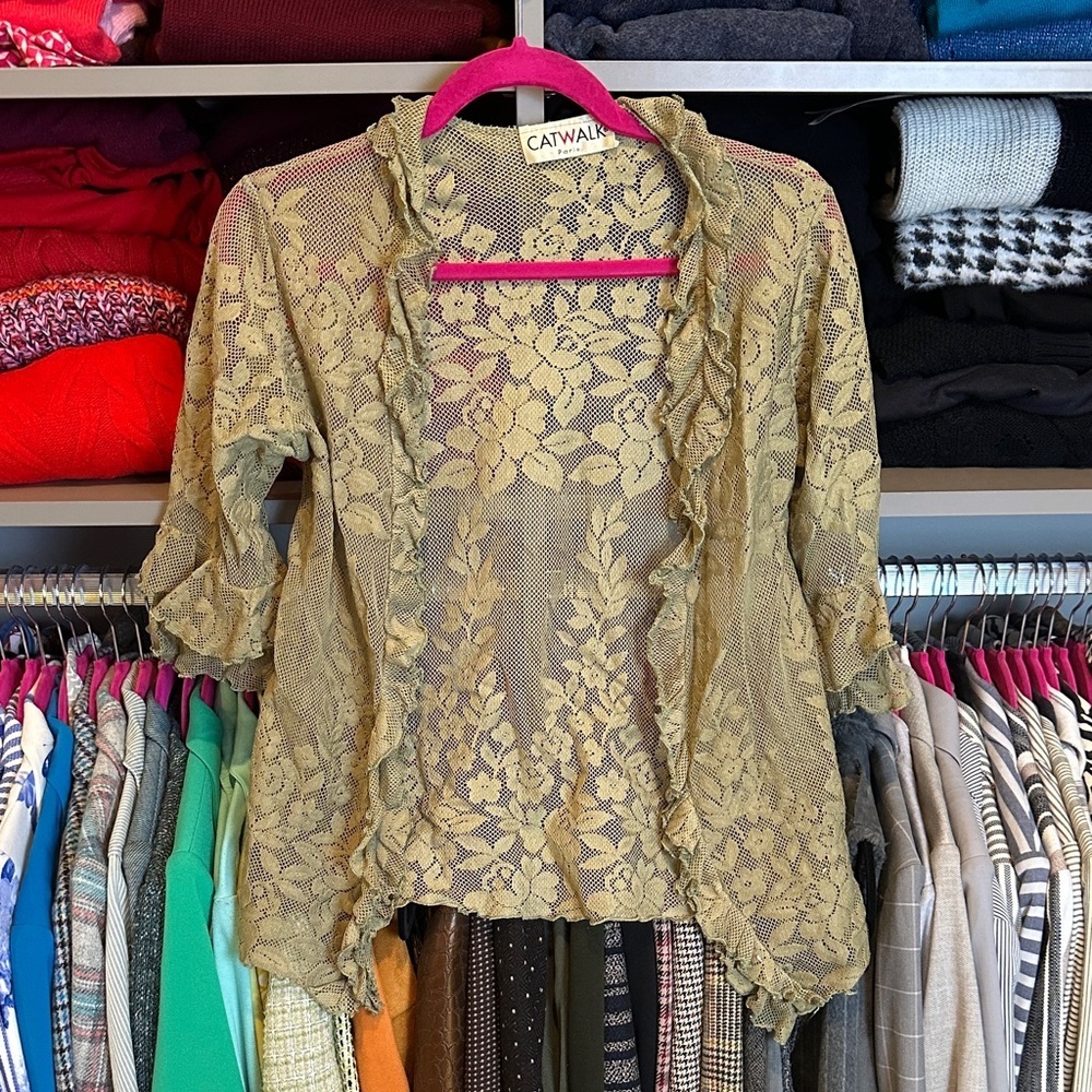 Catwalk beigish tan 3/4 sleeve lace ruffled open front cardigan size S